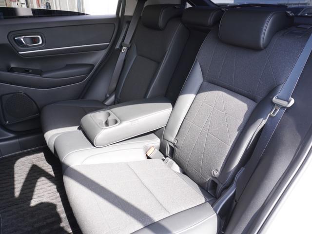 ヴェゼル e:HEVZ ワンオーナー 9インチナビ バックカメラ ETC2.0 アダプティブクルーズコントロール シートヒーター Bluetooth USB入力端子 LEDヘッドライト 衝突被害軽減ブレーキ 禁煙車(9枚目)