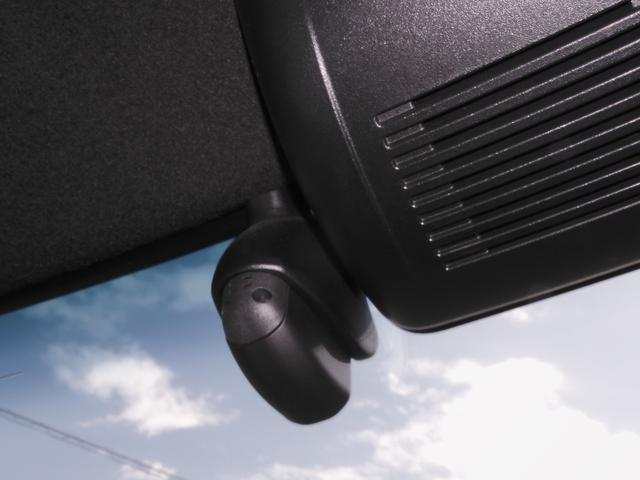 N-BOXカスタム L ワンオーナー 7インチナビ バックカメラ ドラレコ アダプティブクルーズコントロール 片側電動スライドドア シートヒーター フルセグ Bluetooth LEDヘッドライト 衝突被害軽減ブレーキ(3枚目)