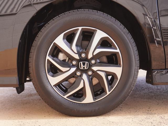 ステップワゴンスパーダ スパーダホンダセンシング ワンオーナー 9インチナビ バックカメラ ETC2.0 アダプティブクルーズコントロール 両側電動スライドドア Bluetooth LEDヘッドライト 衝突被害軽減ブレーキ パドルシフト 禁煙車(16枚目)