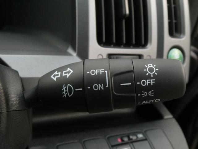 ステップワゴンスパーダ Ｓ　ワンオーナー車　７インチナビ（純正用品　ＶＸＨ－０９８ＣＶＵ）　バックカメラ　ＥＴＣ　ＨＩＤヘッドライト　片側電動スライドドア　パドルシフト　オートエアコン　電動格納ドアミラー　純正アルミ　ＡＢＳ（45枚目）