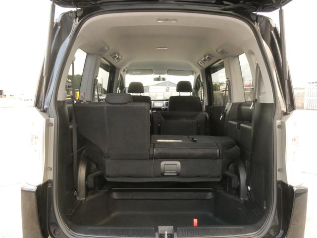 ステップワゴンスパーダ Ｓ　ワンオーナー車　７インチナビ（純正用品　ＶＸＨ－０９８ＣＶＵ）　バックカメラ　ＥＴＣ　ＨＩＤヘッドライト　片側電動スライドドア　パドルシフト　オートエアコン　電動格納ドアミラー　純正アルミ　ＡＢＳ（50枚目）