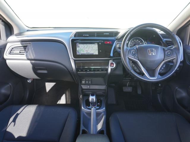 グレイス ハイブリッドLX ワンオーナー車 メーカー装着ナビ バックカメラ ドラレコ ETC クルーズコントロール Bluetooth LEDオートライト スマートキー オートエアコン CD・DVD再生可 電動格納ドアミラー(8枚目)