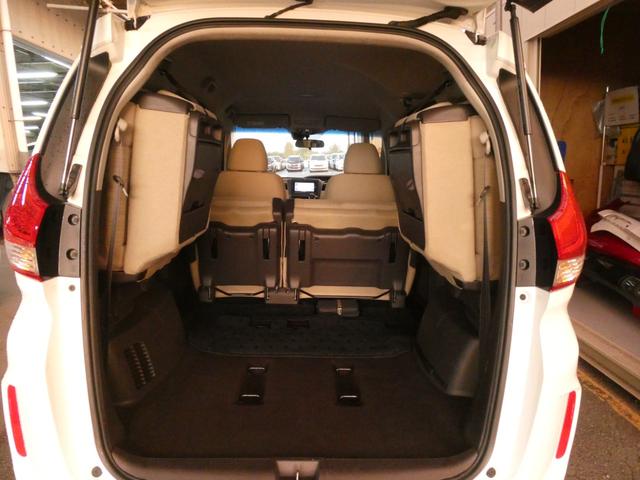 フリード Ｇ・ホンダセンシング　ワンオーナー　７インチナビ　バックカメラ　ＥＴＣ　アダプティブクルーズコントロール　両側電動スライドドア　Ｂｌｕｅｔｏｏｔｈ　衝突被害軽減ブレーキ　スマートキー　３列シート　ＣＤ　ＤＶＤ　禁煙車（11枚目）