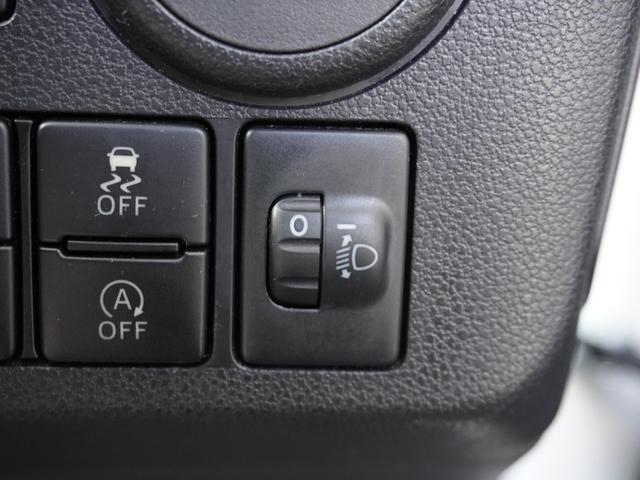 ◆レベリング機能◆ヘッドライトの照射の高さを調節できるレベリング機能付き。重い荷物を積んだ時に使える機能です。