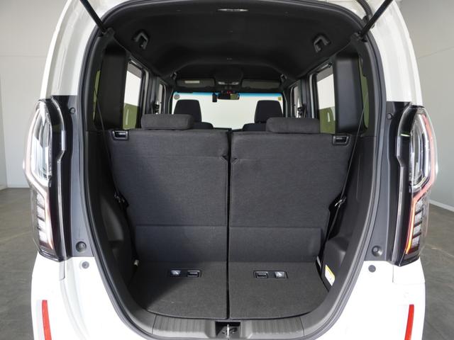 �t����Ԃł���������ו������[�o���郉�Q�b�W�X�y�[�X�ł��B���i�̔������ł����炵������ς߂�\���ȉ׎��X�y�[�X���m�ۂ���Ă��܂��B