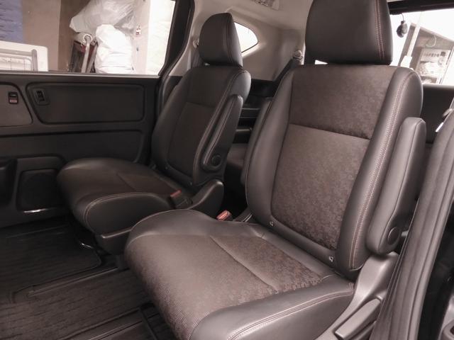 フリードハイブリッド ハイブリッド・クロスターホンダセンシング 9インチナビ Bluetooth Rカメラ 音楽録音 LEDオートライト 両側パワースライドドア 前後ドラレコ スマートキー2個 本革ステアリング 衝突軽減ブレーキ レーンキープ ワンオーナー(10枚目)