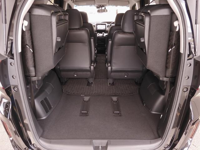 フリードハイブリッド ハイブリッド・クロスターホンダセンシング 9インチナビ Bluetooth Rカメラ 音楽録音 LEDオートライト 両側パワースライドドア 前後ドラレコ スマートキー2個 本革ステアリング 衝突軽減ブレーキ レーンキープ ワンオーナー(12枚目)