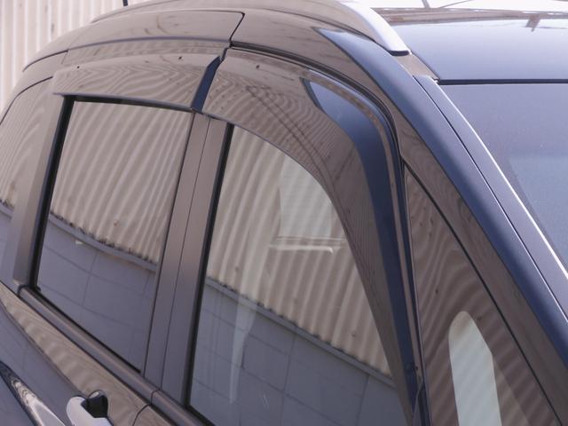 フリードハイブリッド ハイブリッド・クロスターホンダセンシング 9インチナビ Bluetooth Rカメラ 音楽録音 LEDオートライト 両側パワースライドドア 前後ドラレコ スマートキー2個 本革ステアリング 衝突軽減ブレーキ レーンキープ ワンオーナー(29枚目)