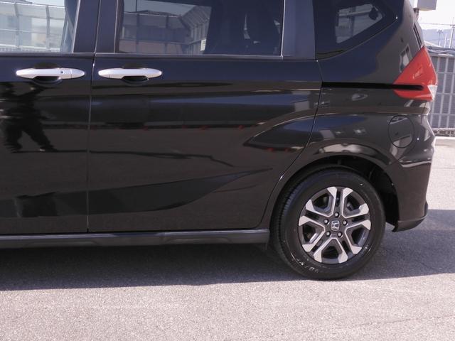 フリードハイブリッド ハイブリッド・クロスターホンダセンシング 9インチナビ Bluetooth Rカメラ 音楽録音 LEDオートライト 両側パワースライドドア 前後ドラレコ スマートキー2個 本革ステアリング 衝突軽減ブレーキ レーンキープ ワンオーナー(38枚目)