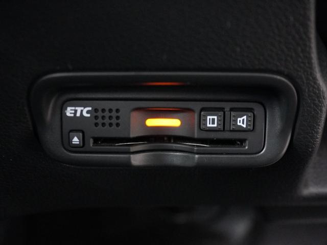 ヴェゼル ハイブリッドZ・ホンダセンシング ワンオーナー 7インチナビ バックカメラ ETC アダプティブクルーズコントロール シートヒーター Bluetooth USB入力端子 LEDヘッドライト 衝突被害軽減ブレーキ パドルシフト 禁煙車(5枚目)