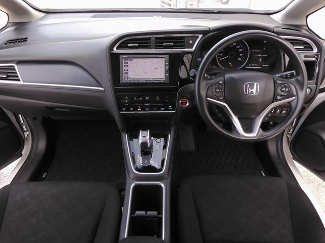 シャトル ハイブリッドホンダセンシング ワンオーナー 7インチナビ バックカメラ ETC アダプティブクルーズコントロール Bluetooth USB入力端子 衝突被害軽減ブレーキ 横滑り防止装置 オートエアコン ABS いまコレ+(8枚目)