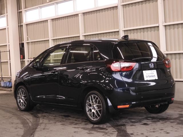 フィット e:HEVホーム ワンオーナー 8インチナビ バックカメラ ドラレコ ETC アダプティブクルーズコントロール Bluetooth USB入力端子 LEDヘッドライト 衝突被害軽減ブレーキ 社外アルミホイール 禁煙車(26枚目)