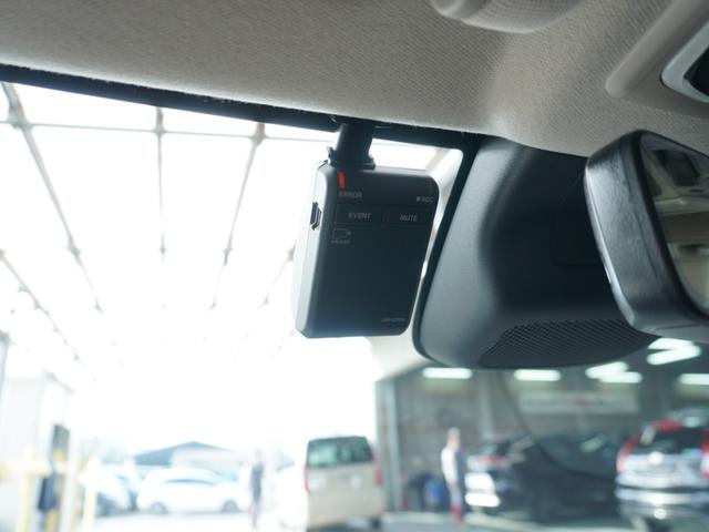 ヴェゼル e:HEVZ ワンオーナー 9インチナビ バックカメラ ETC アダプティブクルーズコントロール シートヒーター Bluetooth USB入力端子 LEDヘッドライト 衝突被害軽減ブレーキ 減速セレクター(5枚目)