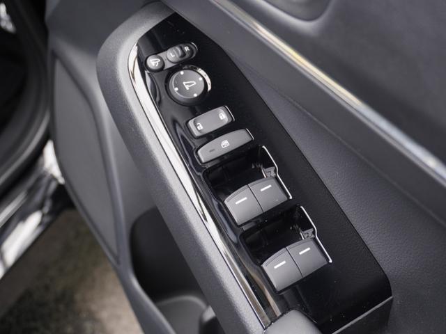 ヴェゼル e:HEVZ ワンオーナー 9インチナビ バックカメラ ETC アダプティブクルーズコントロール シートヒーター Bluetooth USB入力端子 LEDヘッドライト 衝突被害軽減ブレーキ 減速セレクター(43枚目)