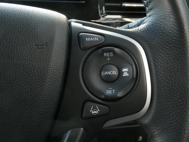 ◆アダプティブクルーズコントロール◆予め設定した車速内でクルマが自動的に加減速。前走車との適切な車間距離を維持しながら追従走行します。【ＬＫＡＳ】車線維持支援システムでステアリング操作を支援。