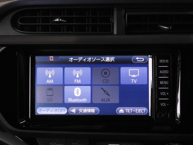 アクア Ｓ　ワンオーナー　７インチナビ　バックカメラ　ＥＴＣ　Ｂｌｕｅｔｏｏｔｈ　衝突被害軽減ブレーキ　横滑り防止装置　ワンセグＴＶ　オートライト　オートエアコン　スマートキー　電動格納ドアミラー　盗難防止装置（5枚目）