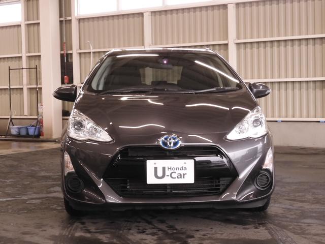 アクア Ｓ　ワンオーナー　７インチナビ　バックカメラ　ＥＴＣ　Ｂｌｕｅｔｏｏｔｈ　衝突被害軽減ブレーキ　横滑り防止装置　ワンセグＴＶ　オートライト　オートエアコン　スマートキー　電動格納ドアミラー　盗難防止装置（13枚目）