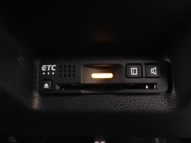 シャトル ハイブリッドXホンダセンシング ワンオーナー 7インチナビ バックカメラ ドラレコ ETC アダプティブクルーズコントロール シートヒーター Bluetooth USB入力端子 LEDヘッドライト 衝突被害軽減ブレーキ 禁煙車(6枚目)