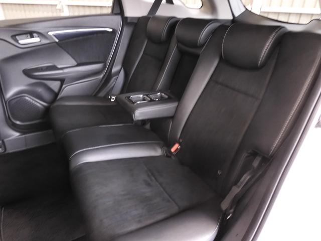 シャトル ハイブリッドXホンダセンシング ワンオーナー 7インチナビ バックカメラ ドラレコ ETC アダプティブクルーズコントロール シートヒーター Bluetooth USB入力端子 LEDヘッドライト 衝突被害軽減ブレーキ 禁煙車(9枚目)