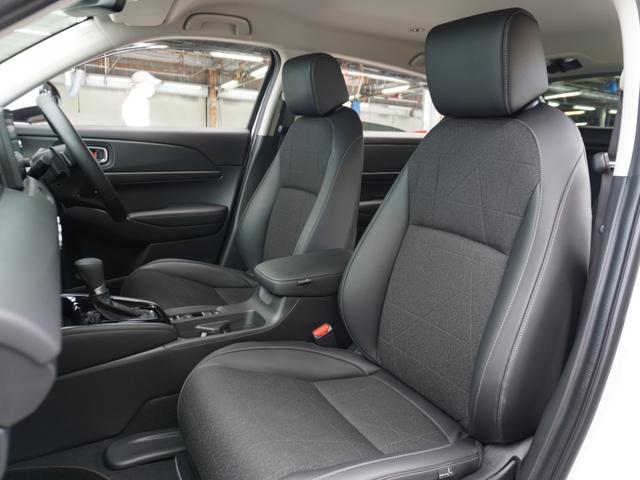 ヴェゼル e:HEVZ ワンオーナー 9インチナビ バックカメラ ETC アダプティブクルーズコントロール シートヒーター フルセグ LEDヘッドライト 衝突被害軽減ブレーキ 減速セレクター 純正アルミホイール 禁煙車(14枚目)