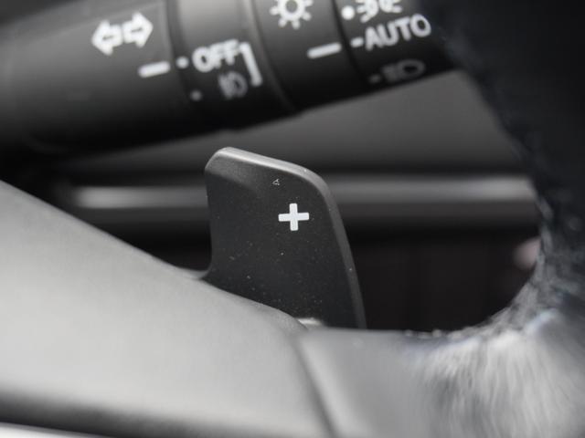 ヴェゼル e:HEVZ ワンオーナー 9インチナビ バックカメラ ETC アダプティブクルーズコントロール シートヒーター フルセグ LEDヘッドライト 衝突被害軽減ブレーキ 減速セレクター 純正アルミホイール 禁煙車(20枚目)