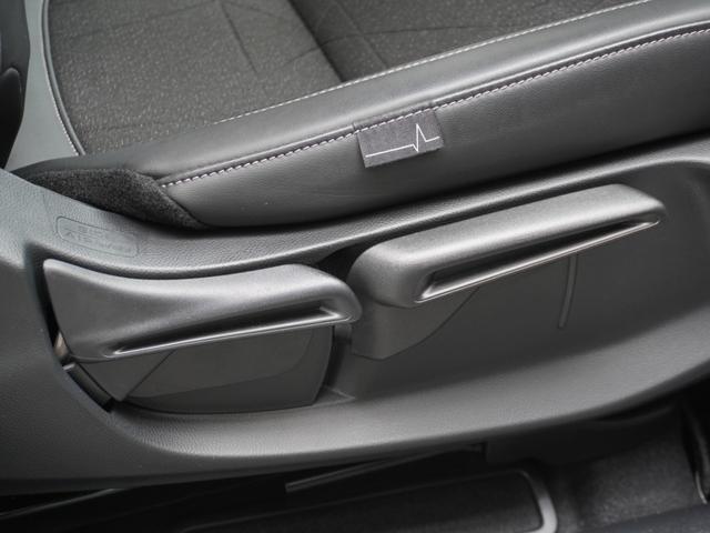 ヴェゼル e:HEVZ ワンオーナー 9インチナビ バックカメラ ETC アダプティブクルーズコントロール シートヒーター フルセグ LEDヘッドライト 衝突被害軽減ブレーキ 減速セレクター 純正アルミホイール 禁煙車(44枚目)