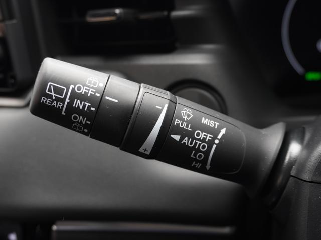 ヴェゼル e:HEVZ ワンオーナー 9インチナビ バックカメラ ETC アダプティブクルーズコントロール シートヒーター フルセグ LEDヘッドライト 衝突被害軽減ブレーキ 減速セレクター 純正アルミホイール 禁煙車(51枚目)