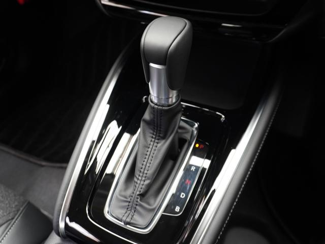 ヴェゼル e:HEVZ ワンオーナー 9インチナビ バックカメラ ETC アダプティブクルーズコントロール シートヒーター フルセグ LEDヘッドライト 衝突被害軽減ブレーキ 減速セレクター 純正アルミホイール 禁煙車(53枚目)