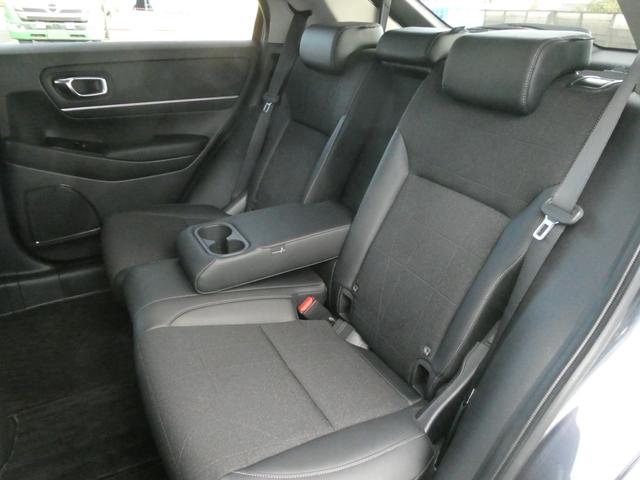 ヴェゼル e:HEVZ ワンオーナー 9インチナビ バックカメラ ETC2.0 アダプティブクルーズコントロール シートヒーター Bluetooth USB入力端子 LEDヘッドライト オートエアコン 衝突被害軽減ブレーキ(9枚目)