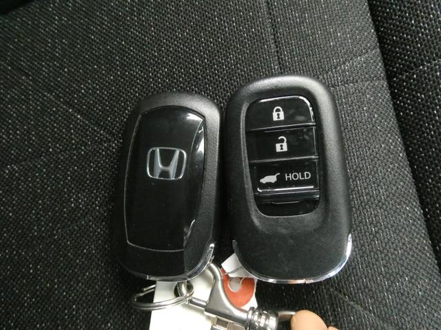 ヴェゼル e:HEVZ ワンオーナー 9インチナビ バックカメラ ETC2.0 アダプティブクルーズコントロール シートヒーター Bluetooth USB入力端子 LEDヘッドライト オートエアコン 衝突被害軽減ブレーキ(19枚目)