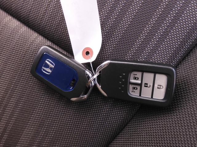 フリードハイブリッド ハイブリッド・Gホンダセンシング ワンオーナー 7インチナビ バックカメラ ETC アダプティブクルーズコントロール 両側電動スライドドア Bluetooth LEDヘッドライト 衝突被害軽減ブレーキ オートエアコン 禁煙車(19枚目)