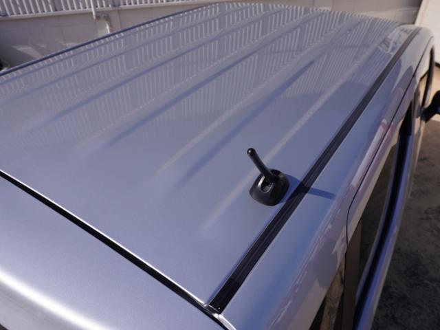 当店に並んでいる展示車には、日本査定協会発行の『車両状態証明書』をお付けしています。修復歴の有無はもちろん、車両状態図を見ながら実車でご確認いただけますのでより安心してご購入いただけます。