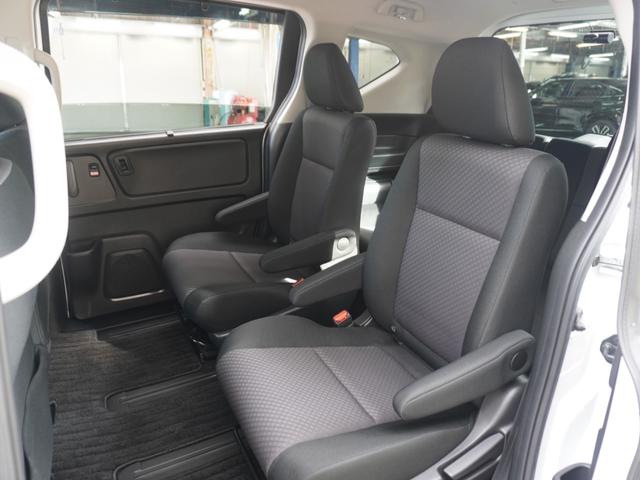 フリードハイブリッド ハイブリッド・Gブラックスタイル ワンオーナー 9インチナビ バックカメラ ドラレコ ETC アダプティブクルーズコントロール 両側電動スライドドア シートヒーター Bluetooth LEDヘッドライト 衝突被害軽減ブレーキ 禁煙車(11枚目)