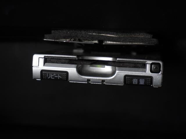 N-BOXカスタム G・Lパッケージ ワンオーナー 7インチナビ バックカメラ ETC 片側電動両側スライドドア Bluetooth ディスチャージドランプ ABS オートエアコン スマートキー アイドリングストップ フルセグTV(6枚目)