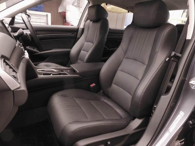 アコード EX ワンオーナー 9インチナビ バックカメラ ETC アダプティブクルーズコントロール シートヒーター Bluetooth USB入力端子 LEDヘッドライト 衝突被害軽減ブレーキ 盗難防止装置 禁煙車(8枚目)