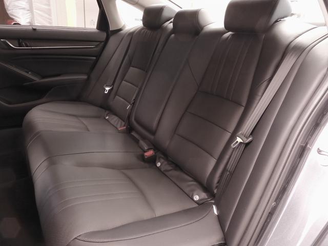 アコード EX ワンオーナー 9インチナビ バックカメラ ETC アダプティブクルーズコントロール シートヒーター Bluetooth USB入力端子 LEDヘッドライト 衝突被害軽減ブレーキ 盗難防止装置 禁煙車(9枚目)