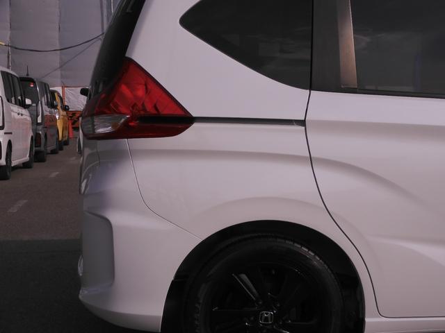 フリード Gブラックスタイル ワンオーナー 7インチナビ バックカメラ ドラレコ ETC アダプティブクルーズコントロール 両側電動スライドドア シートヒーター Bluetooth LEDヘッドライト 衝突被害軽減ブレーキ 禁煙車(40枚目)