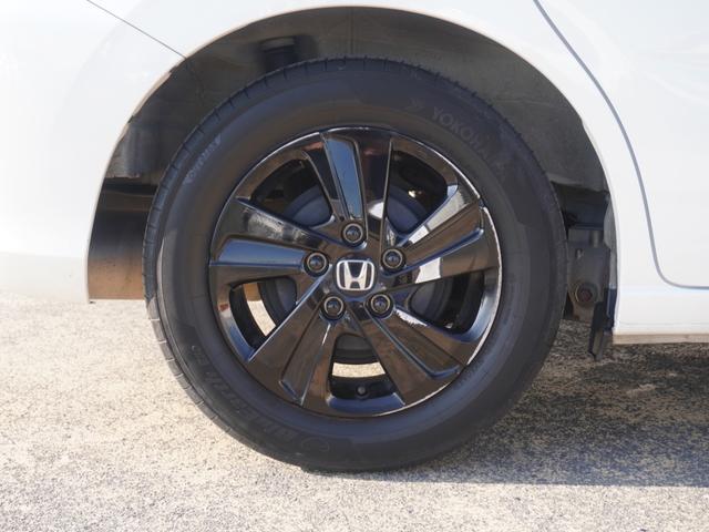 フリード Ｇブラックスタイル　ワンオーナー　９インチナビ　バックカメラ　ＥＴＣ　アダプティブクルーズコントロール　両側電動スライドドア　シートヒーター　Ｂｌｕｅｔｏｏｔｈ　ＬＥＤヘッドライト　衝突被害軽減ブレーキ　禁煙車（17枚目）