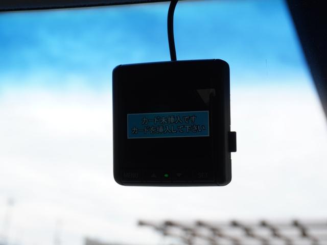 Ｎ－ＢＯＸカスタム Ｇ・Ｌパッケージ　８インチナビ　バックカメラ　ドラレコ　ＥＴＣ　片側電動スライドドア　Ｂｌｕｅｔｏｏｔｈ　アイドリングストップ　スマートキー　スペアキー有　純正アルミホイール　電動格納ドアミラー　盗難防止装置　禁煙車（6枚目）