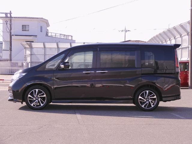 ステップワゴンスパーダ スパーダ・クールスピリットホンダセンシング　ワンオーナー車　７インチナビ（純正用品ＶＸＭ－１７４ＶＦＸｉ）　バックカメラ　ＥＴＣ　両側電動スライドドア　シートヒーター　Ｂｌｕｅｔｏｏｔｈ　ＬＥＤオートライト　衝突被害軽減ブレーキ　パドルシフト（15枚目）