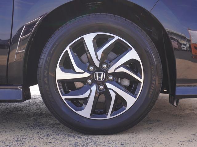 ステップワゴンスパーダ スパーダホンダセンシング　ワンオーナー　９インチナビ　リア席モニター　ナビ連動前後ドライブレコーダー　ナビ連動ＥＴＣ２．０　Ｂｌｕｅｔｏｏｔｈ　パドルシフト　両側電動スライドドア　純正アルミホイール　禁煙車（19枚目）
