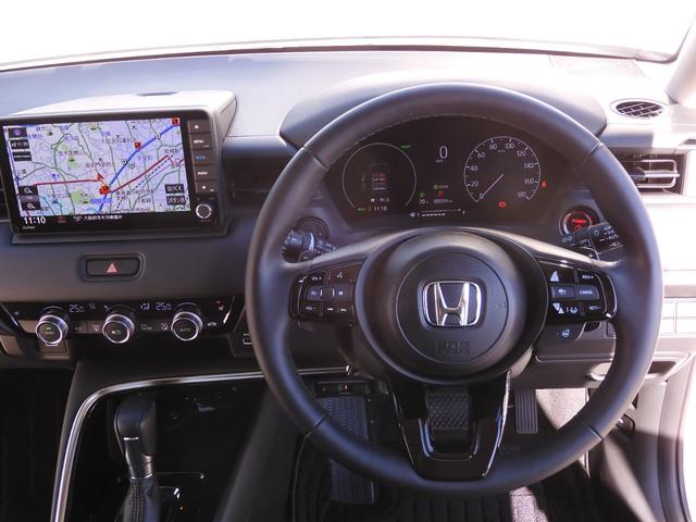 ヴェゼル ｅ：ＨＥＶＺ　ワンオーナー　９インチナビ　バックカメラ　ドラレコ　ＥＴＣ　渋滞追従クルーズ　障害物センサー　シートヒーター　Ｂｌｕｅｔｏｏｔｈ　ＵＳＢ接続　デイライト　ヒルダウンアシスト　ブラインドスポット　禁煙車（44枚目）