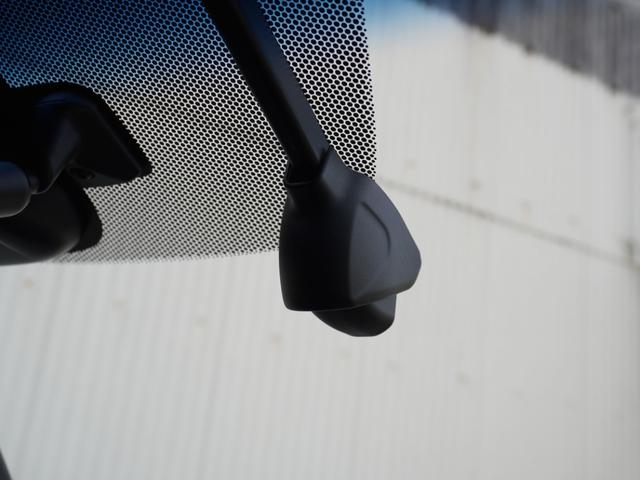 フリードハイブリッド ハイブリッド・Ｇホンダセンシング　ワンオーナー　９インチナビ　バックカメラ　ドラレコ　ＥＴＣ　アダプティブクルーズコントロール　両側電動スライドドア　シートヒーター　Ｂｌｕｅｔｏｏｔｈ　ＬＥＤヘッドライト　衝突被害軽減ブレーキ（6枚目）