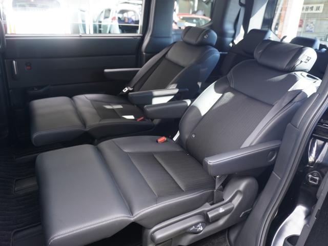 ステップワゴン ｅ：ＨＥＶスパーダ　ワンオーナー　１１インチナビ　バックカメラ　ＥＴＣ　後席モニター　アダプティブクルーズコントロール　両側電動スライドドア　シートヒーター　Ｂｌｕｅｔｏｏｔｈ　オートハイビーム　減速セレクター　禁煙車（11枚目）