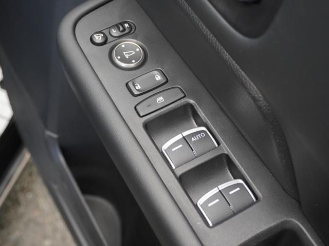 ステップワゴン ｅ：ＨＥＶスパーダ　ワンオーナー　１１インチナビ　バックカメラ　ＥＴＣ　後席モニター　アダプティブクルーズコントロール　両側電動スライドドア　シートヒーター　Ｂｌｕｅｔｏｏｔｈ　オートハイビーム　減速セレクター　禁煙車（62枚目）