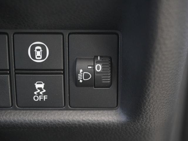 フィット ホーム　ワンオーナー　９インチナビ　バックカメラ　ドラレコ　渋滞追従クルーズ　Ｂｌｕｅｔｏｏｔｈ　障害物センサー　ＵＳＢ入力端子　デイライト　オートハイビーム　衝突被害軽減ブレーキ　スペアキー有　禁煙車（52枚目）