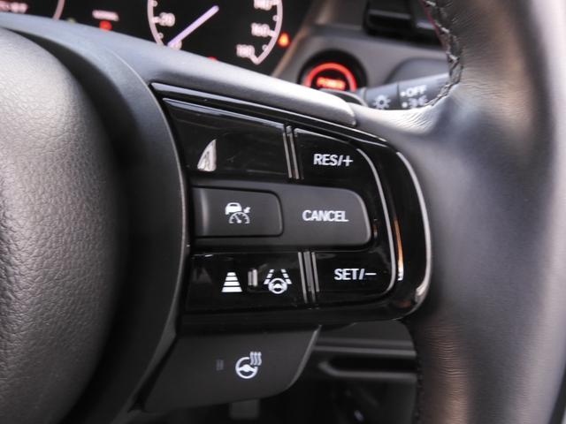 ヴェゼル ｅ：ＨＥＶＺ　ワンオーナー　９インチナビ　バックカメラ　ドラレコ　ＥＴＣ　渋滞追従クルーズ　Ｂｌｕｅｔｏｏｔｈ　障害物センサー　シートヒーター　ダウンヒルアシスト　ハンドルヒーター　本革巻ハンドル　オートハイビーム（19枚目）