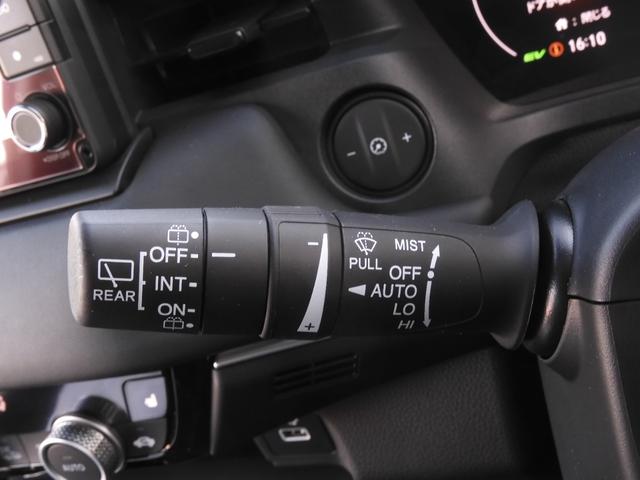 ヴェゼル ｅ：ＨＥＶＺ　ワンオーナー　９インチナビ　バックカメラ　ドラレコ　ＥＴＣ　渋滞追従クルーズ　Ｂｌｕｅｔｏｏｔｈ　障害物センサー　シートヒーター　ダウンヒルアシスト　ハンドルヒーター　本革巻ハンドル　オートハイビーム（57枚目）