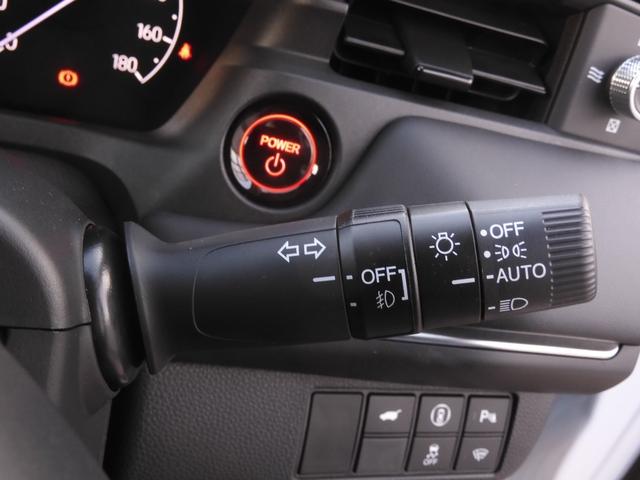 ヴェゼル ｅ：ＨＥＶＺ　ワンオーナー　９インチナビ　バックカメラ　ドラレコ　ＥＴＣ　渋滞追従クルーズ　Ｂｌｕｅｔｏｏｔｈ　障害物センサー　シートヒーター　ダウンヒルアシスト　ハンドルヒーター　本革巻ハンドル　オートハイビーム（58枚目）