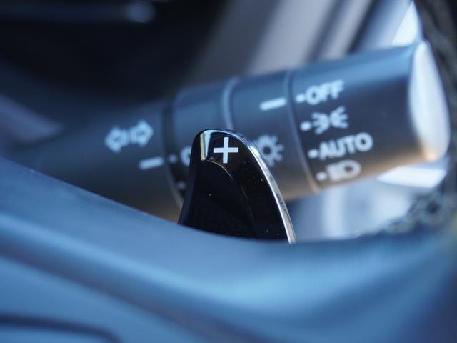 ヴェゼル ハイブリッドＺ・ホンダセンシング　ワンオーナー車　純正７インチナビ　フルセグ　リアカメラ　ＥＴＣ　衝突軽減ブレーキ　シートヒーター　パドルシフト　レーンアシスト　ＬＥＤオートライト・フォグライト　アイドリングストップ　アルミ　ＵＳＢ（17枚目）